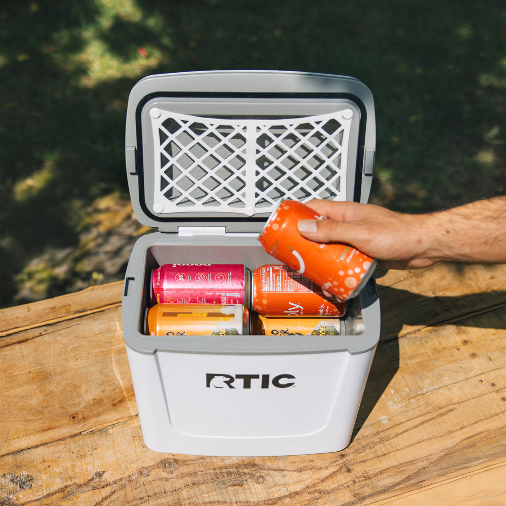 8 QT Road Trip Personal Cooler (54O5)