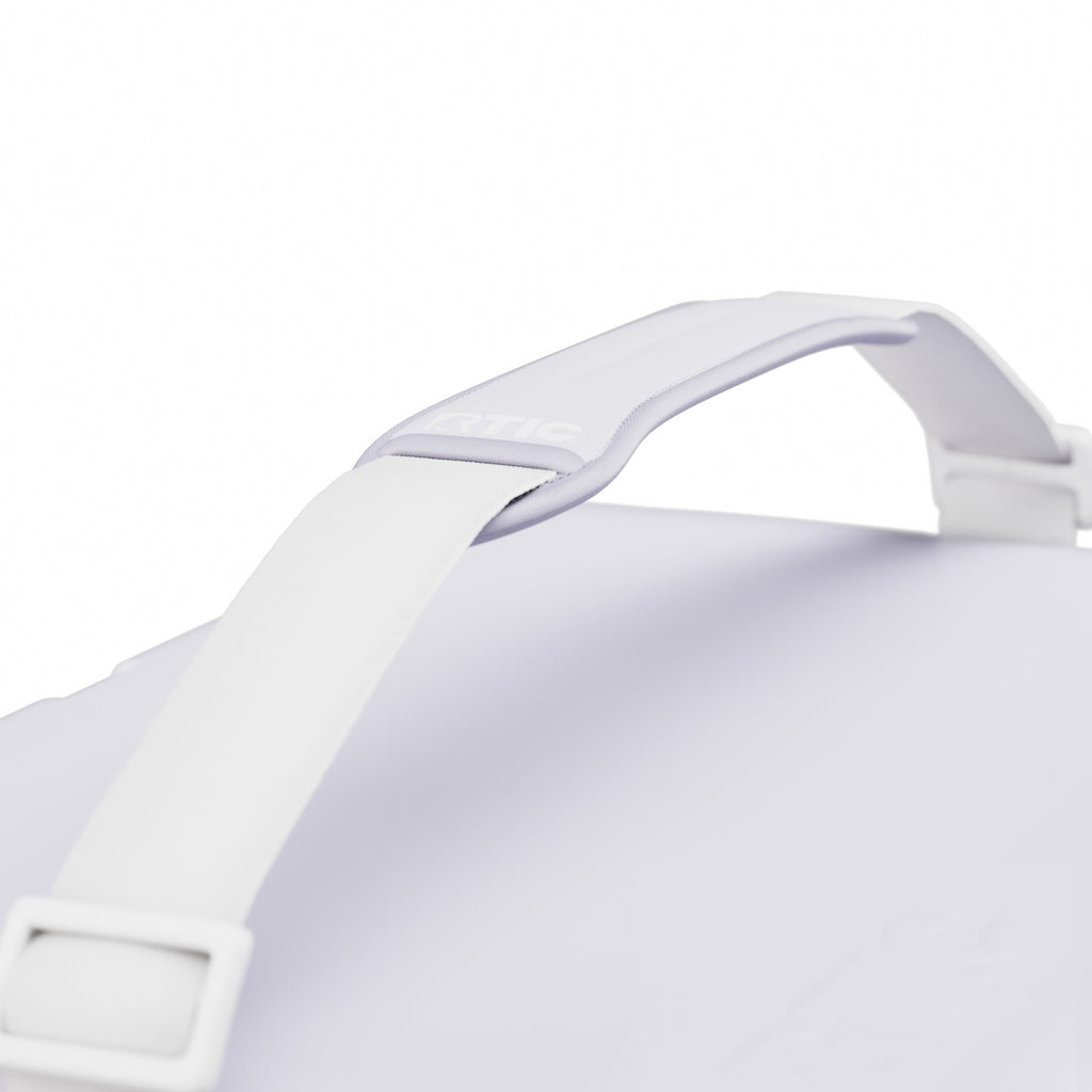22 QT Ultra-Light Cooler (96I6)
