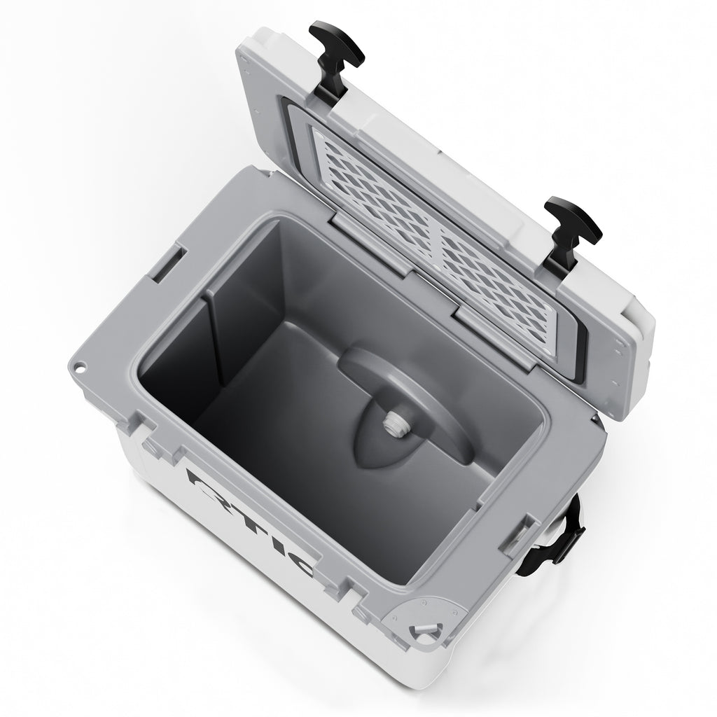 22 QT Ultra-Light Cooler (96I6)
