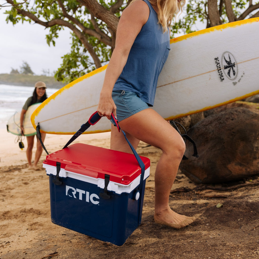 22 QT Ultra-Light Cooler (7645)