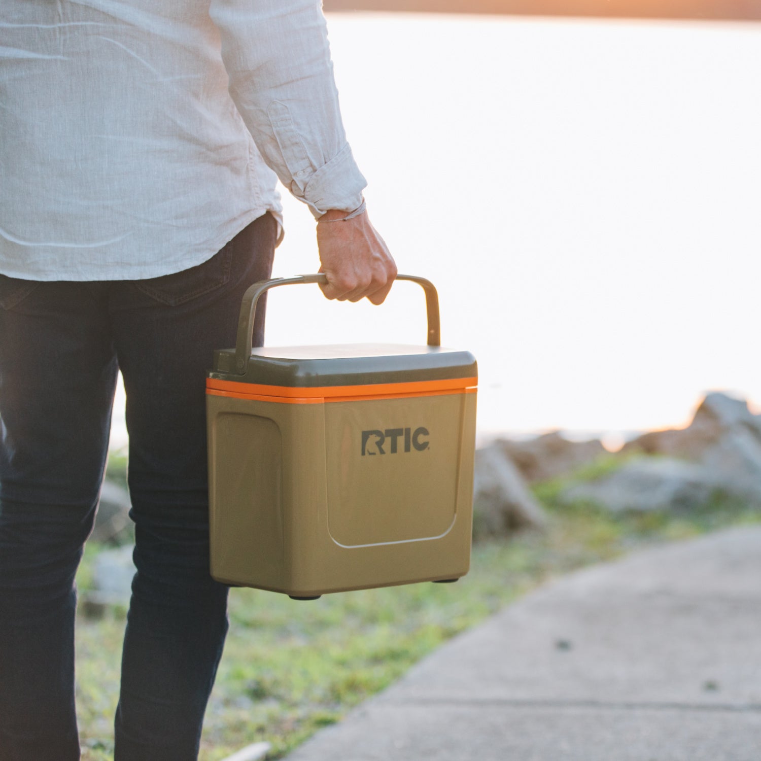 8 QT Road Trip Personal Cooler (54O5)