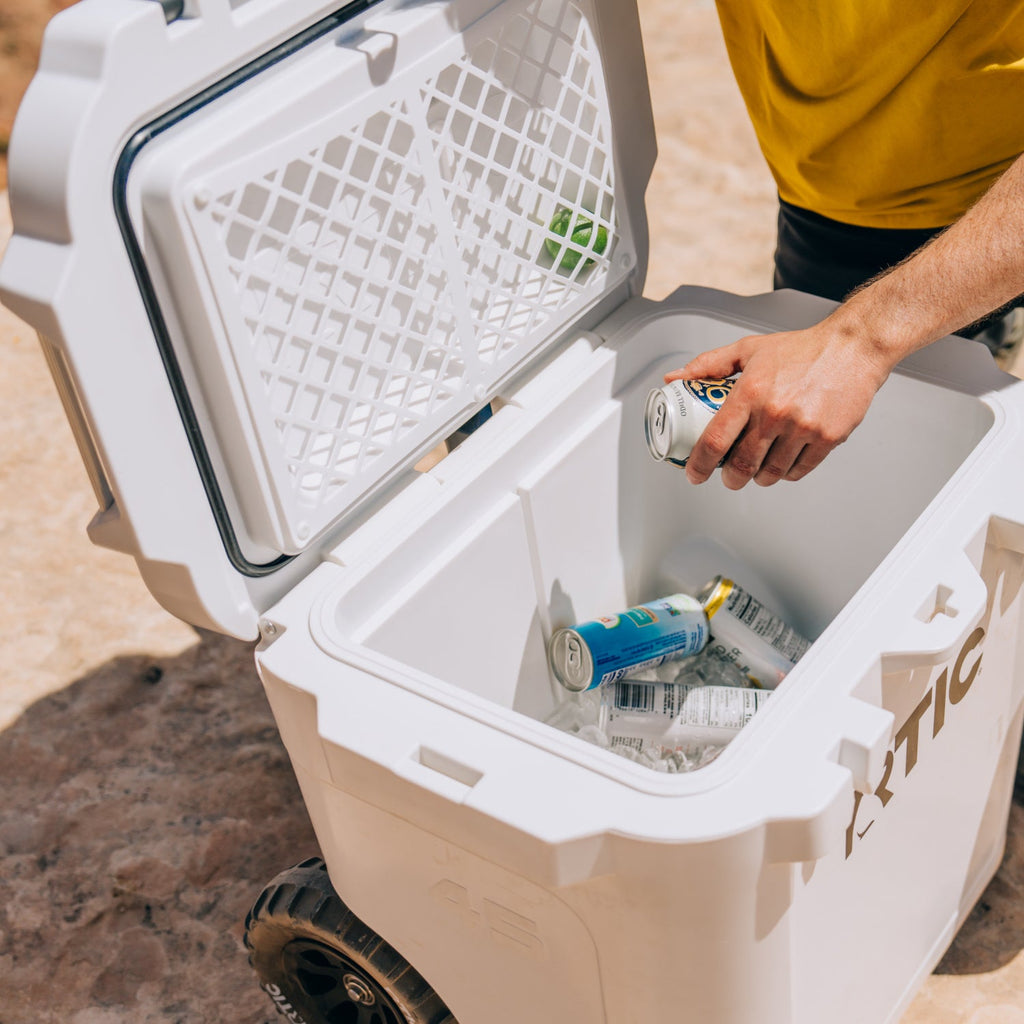45 QT Ultra-Tough Wheeled Cooler (IQDT)