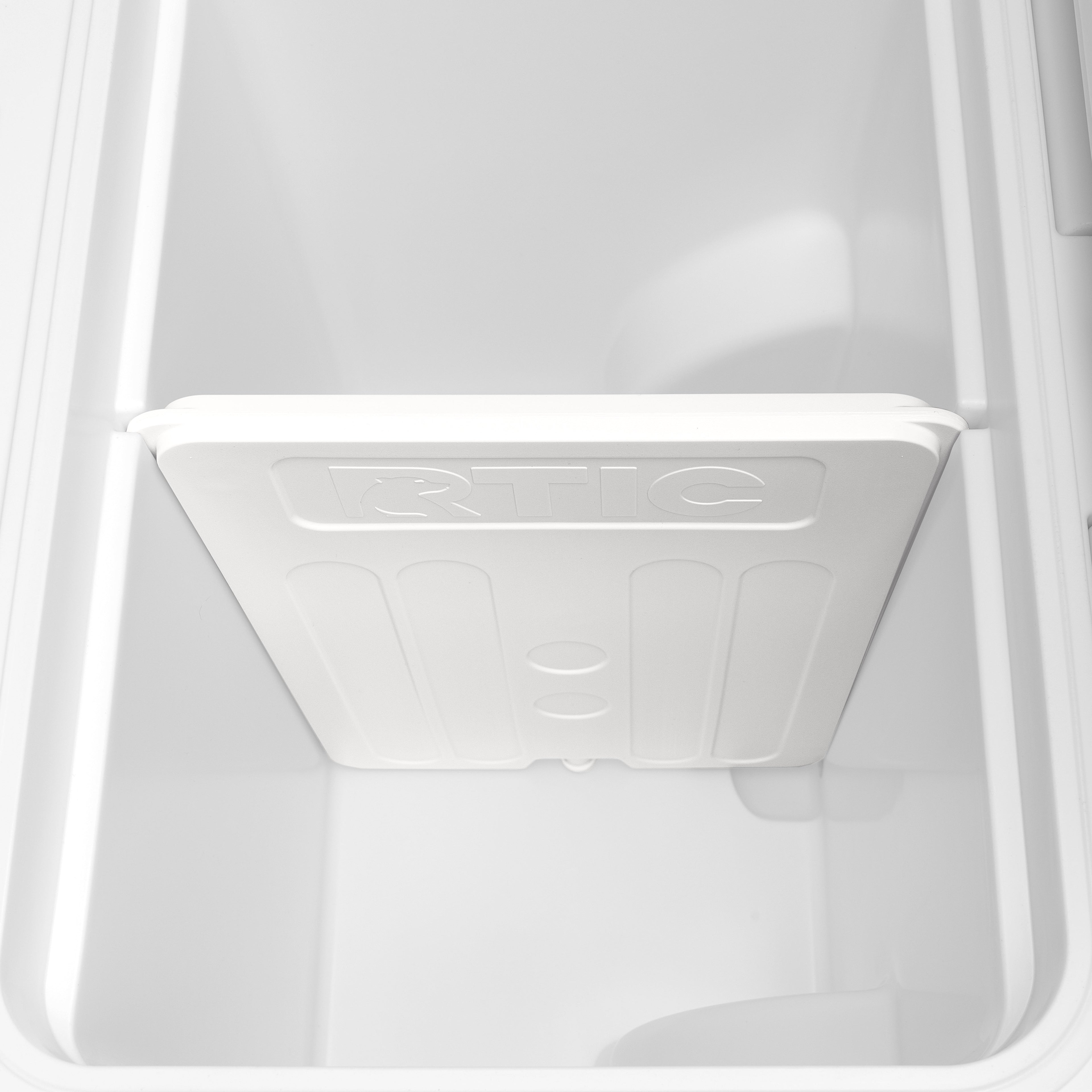 45 QT Ultra-Tough Wheeled Cooler (IQDT)