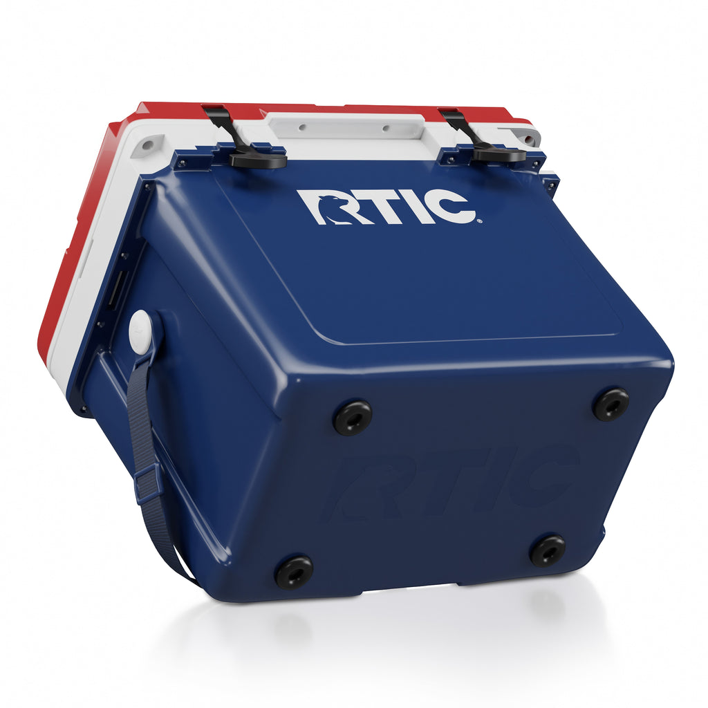 22 QT Ultra-Light Cooler (7645)